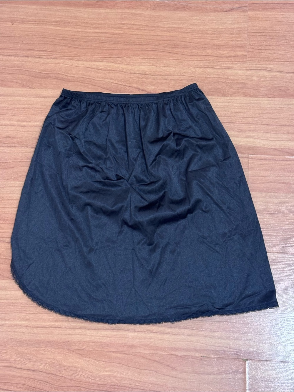Vintage Vanity Fair Black Half Slip Skirt Lace Trim Curved Hem Size S